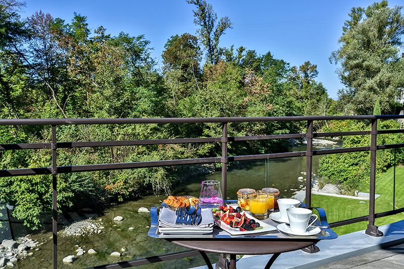 salle petit déjeuner restaurant Bonne 74